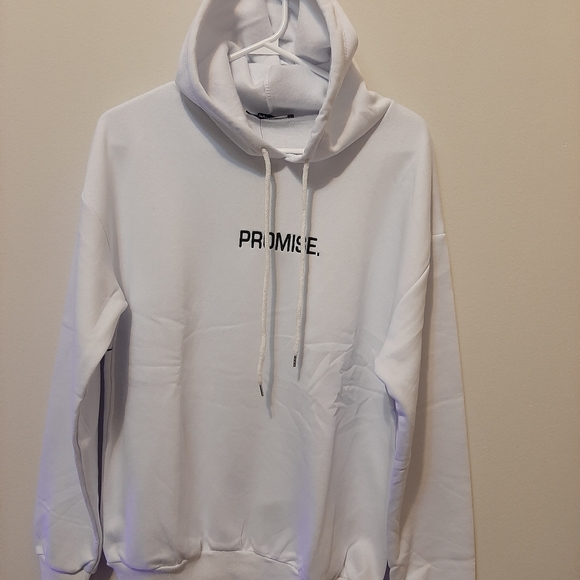 Clothes - Picture 13 of 16